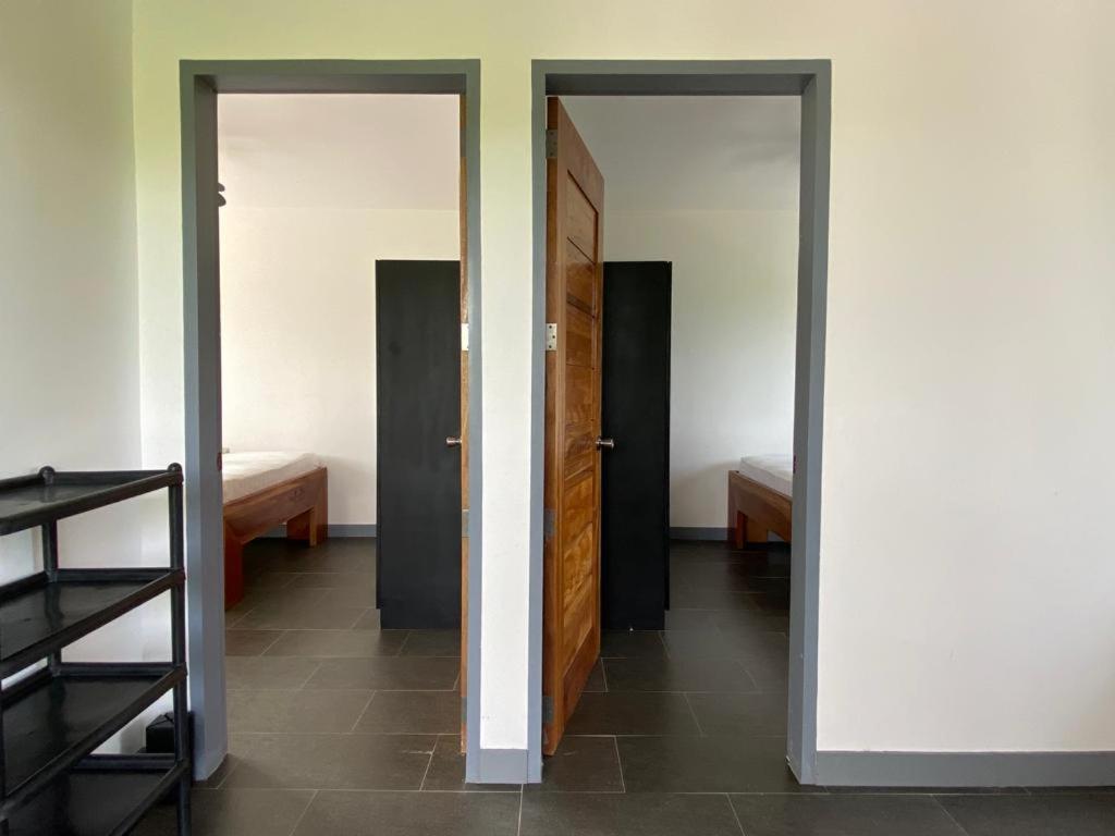 פנגלאו Malipaj Apartments מראה חיצוני תמונה