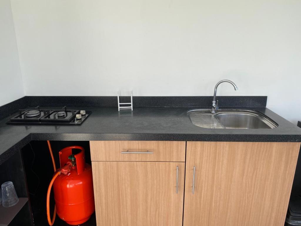 פנגלאו Malipaj Apartments מראה חיצוני תמונה